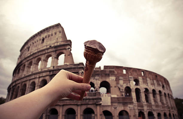 istock Rome Colossus Gelato 471350617