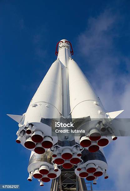 Rakieta Pomnik Przestrzeni Transportu Vostok W Moskwie - zdjęcia stockowe i więcej obrazów Pocisk - Broń
