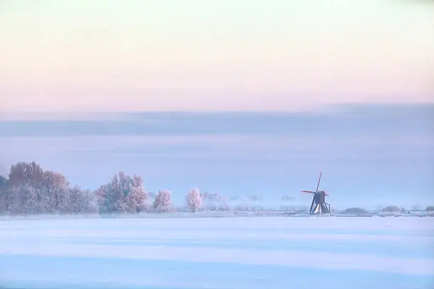 Photo of Windmill in winter