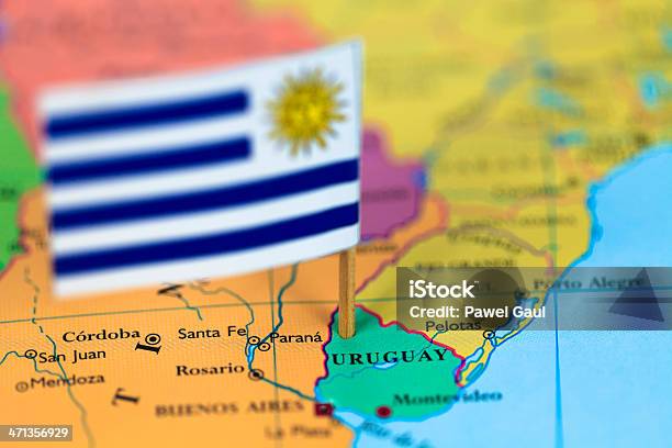 Mapa E A Bandeira Do Uruguai - Fotografias de stock e mais imagens de Bandeira do Uruguai - Bandeira do Uruguai, Mapa, Ampliação