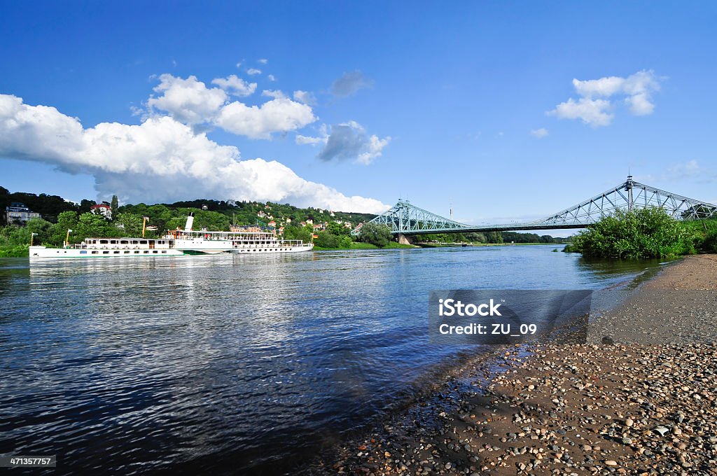 Dampfschiff auf der Brücke Blue Wunder, Dresden - Lizenzfrei Elbtal Stock-Foto