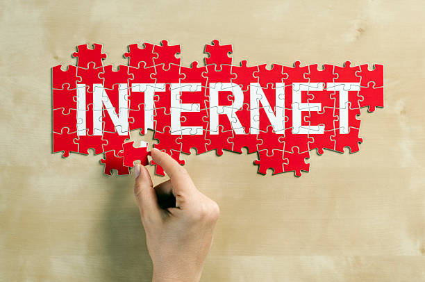 Internet Puzzled 360+ Puzzle With Word Social Media Stock Photos, Pictures & Royalty ...