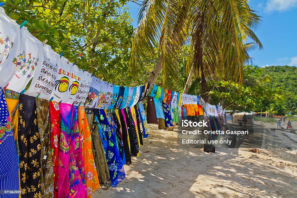 Sarongs And Tshirt For Sale Mayreau Stock Photo - Download Image Now -  Beach, Blue, Business - iStock