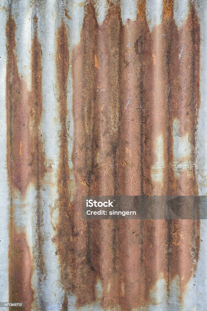 Заржавленный Цинк пластиной стена - Стоковые фото Абстрактный роялти-фри