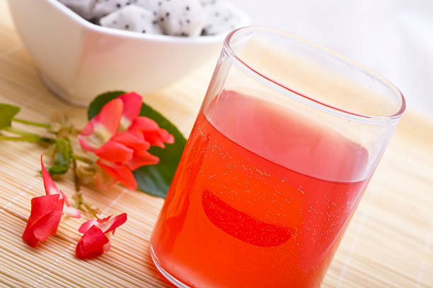 istock fruit sangria in glasses 471371527