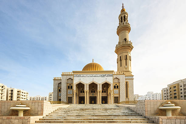 мечеть al khuwair достопримечательностью султаната оман muscat - oman greater masqat mosque al khuwair mosque стоковые фото и изображения