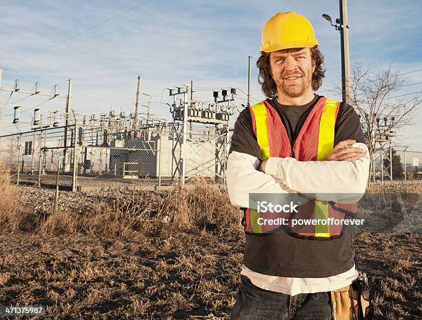 Power Line Techniker Stockfoto und mehr Bilder von Arbeit mit Elektrizität - Arbeit mit Elektrizität, Arbeitssicherheit, Arbeitsstätten