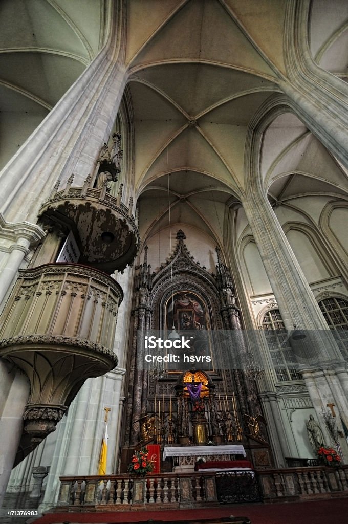 Interior HDR de Minoritenkirche (Viena de Greyfriars Igreja) - - Royalty-free Abóbada Nervurada Foto de stock