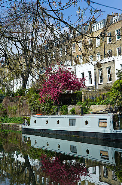 istock london architecture: regent's canal residences 471379841