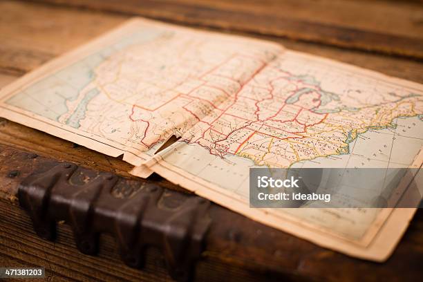 古いカラーマップの米国木の幹に座る - 地図のストックフォトや画像を多数ご用意 - 地図, サウスカロライナ州, ミシシッピ州