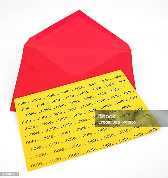 Foto de Nota E Envelope e mais fotos de stock de Amarelo - Amarelo, Caderno de Anotação, Carta - Documento