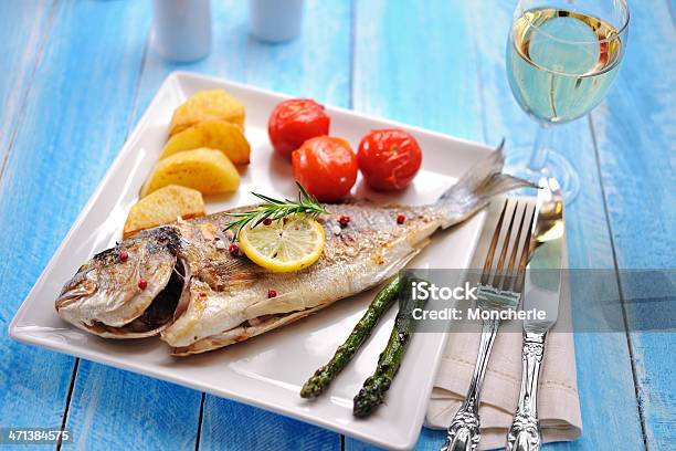 Grilled Sea Bream Stock Photo - Download Image Now - Alcohol - Drink, Asparagus, Balsamic Vinegar