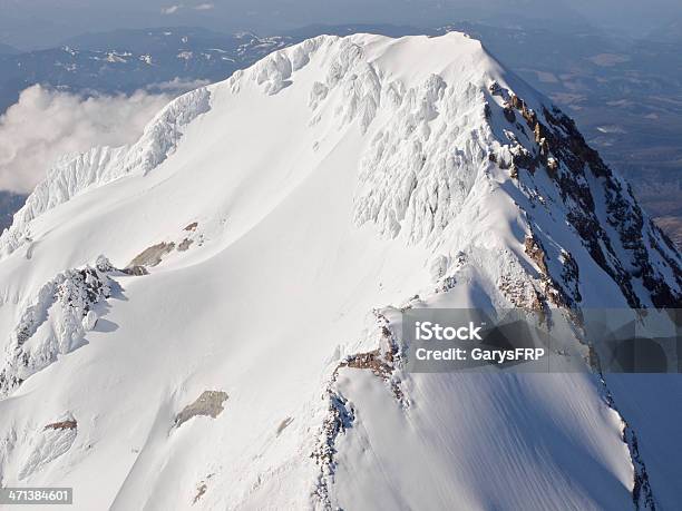 Monte Hood Pico Ridge Línea Vista Aérea De Oregon Foto de stock y más banco de imágenes de Vista cenital - Vista cenital, Monte Hood, Pico - Montaña