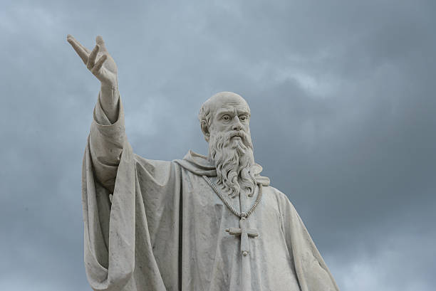 istock san benedetto statue in norcia, italy 471385160