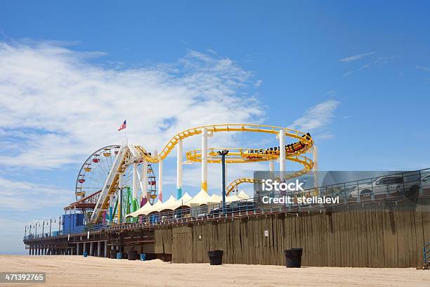 Pier De Santa Monica Beach E - Fotografias de stock e mais imagens de Santa Monica Pier - Santa Monica Pier, Oracle Park, Santa Monica