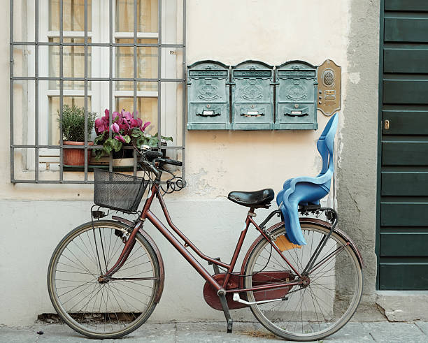 istock Bicycle parked outside the door 471393696