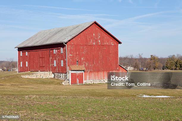 American Barn Stock Photo - Download Image Now - Agriculture, American Culture, Architectural Feature