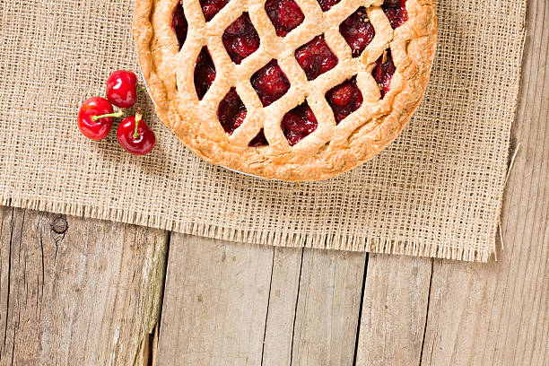 torta de cereja e cereja fresco - pie pastry crust cherry pie cherry - fotografias e filmes do acervo