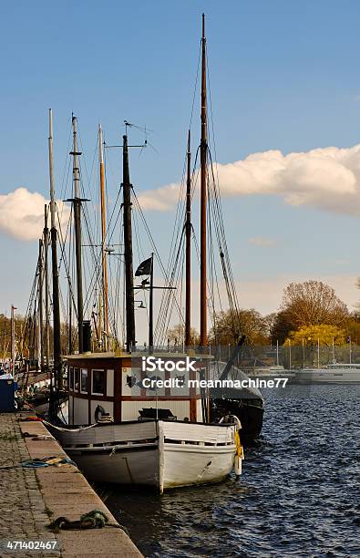 연립 Of Sailingboats 계선 스톡홀름의 계류에 대한 스톡 사진 및 기타 이미지 - 계류, 권양기, 닻