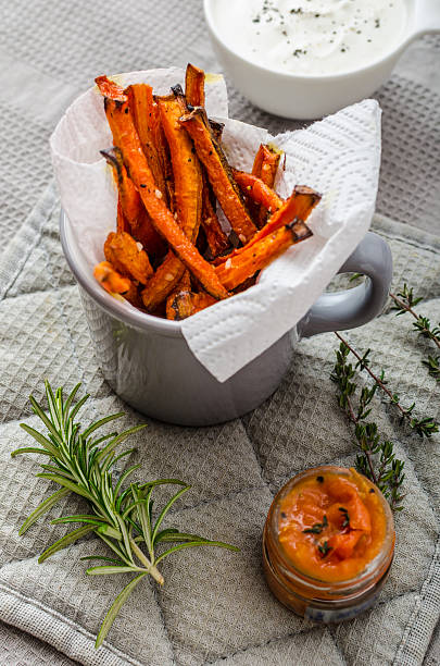 istock Healthy vegetable chips - french fries beet, celery and carrots 471408190