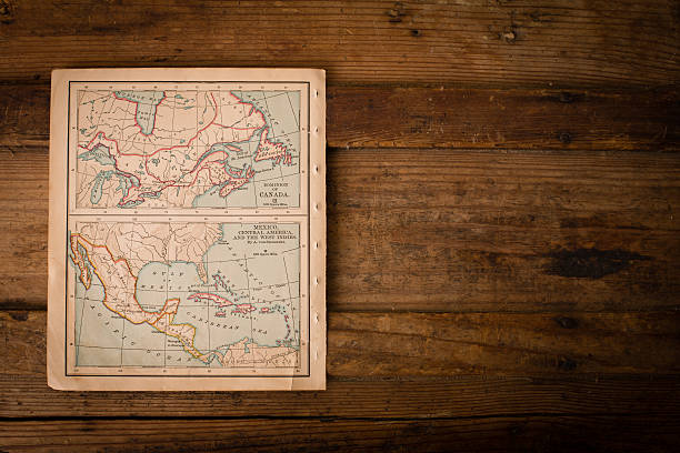 istock Old Color Maps of Canada and Mexico, With Copy Space 471409939
