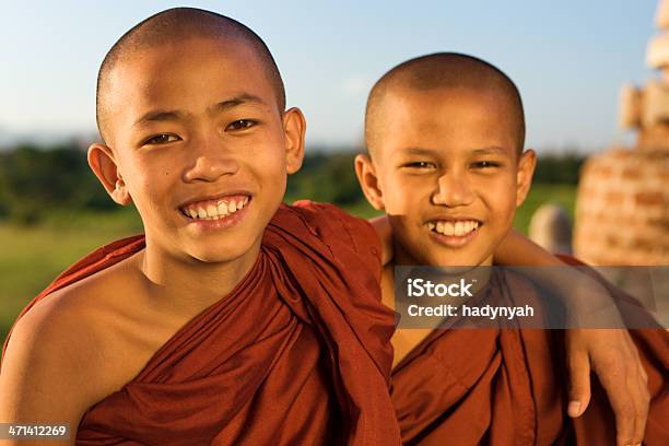 Junge Buddhistische Mönche Stockfoto und mehr Bilder von Alt - Alt, Architektur, Archäologie