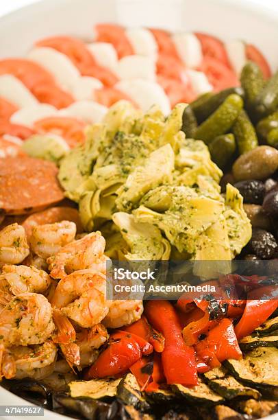 Foto de Prato De Antepastos e mais fotos de stock de Comida - Comida, Abobrinha, Abundância