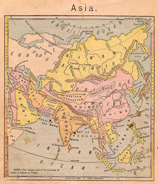 1867, vieux, couleur carte de l'asie - yellow sea photos et images de collection