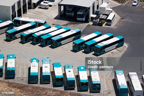 空から見たバス駅鉄道発着所 - バスのストックフォトや画像を多数ご用意 - バス, クイーンズランド州, オーストラリア