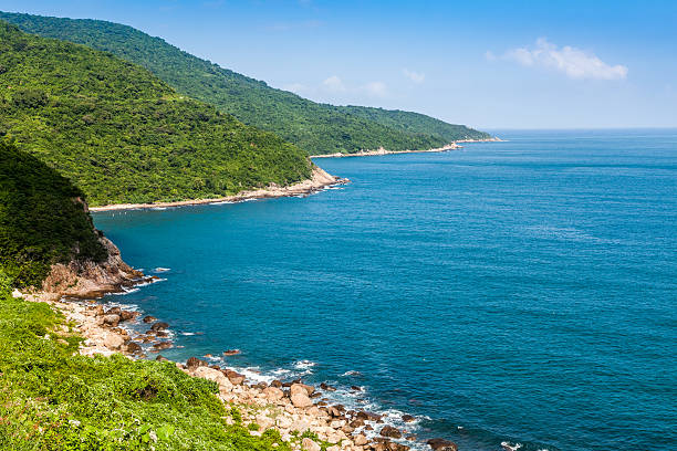 istock Bay under the mountain, Vietnam 471426008