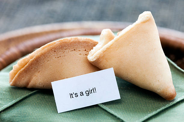 istock Fortune Cookie: "It's a girl!" 471427283