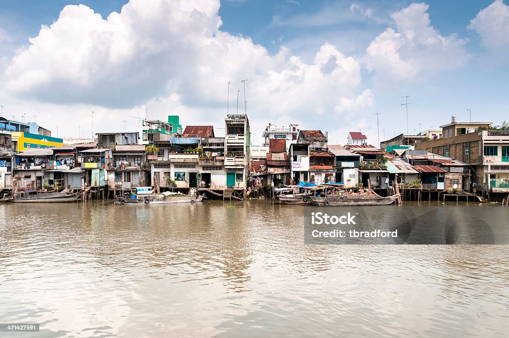 Maisons sur le fleuve Mékong au Vietnam - Photo de Architecture libre de droits