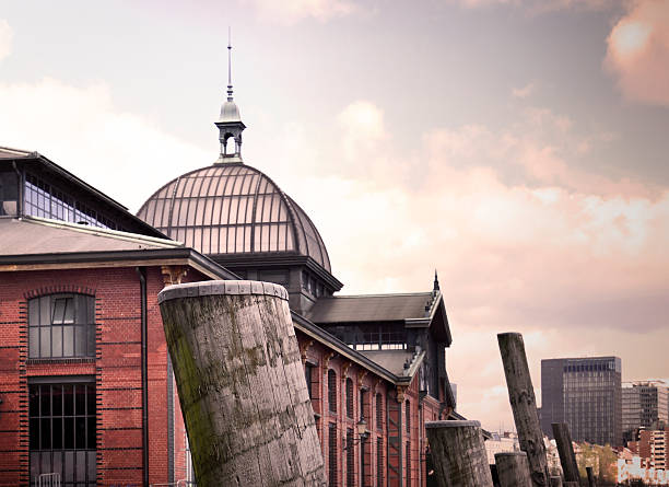 istock Hamburg Fish Market 471433288