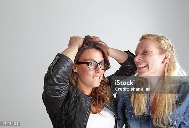 Menina Manifestar A Sua Frustração - Fotografias de stock e mais imagens de 20-24 Anos - 20-24 Anos, Adulto, Ansiedade