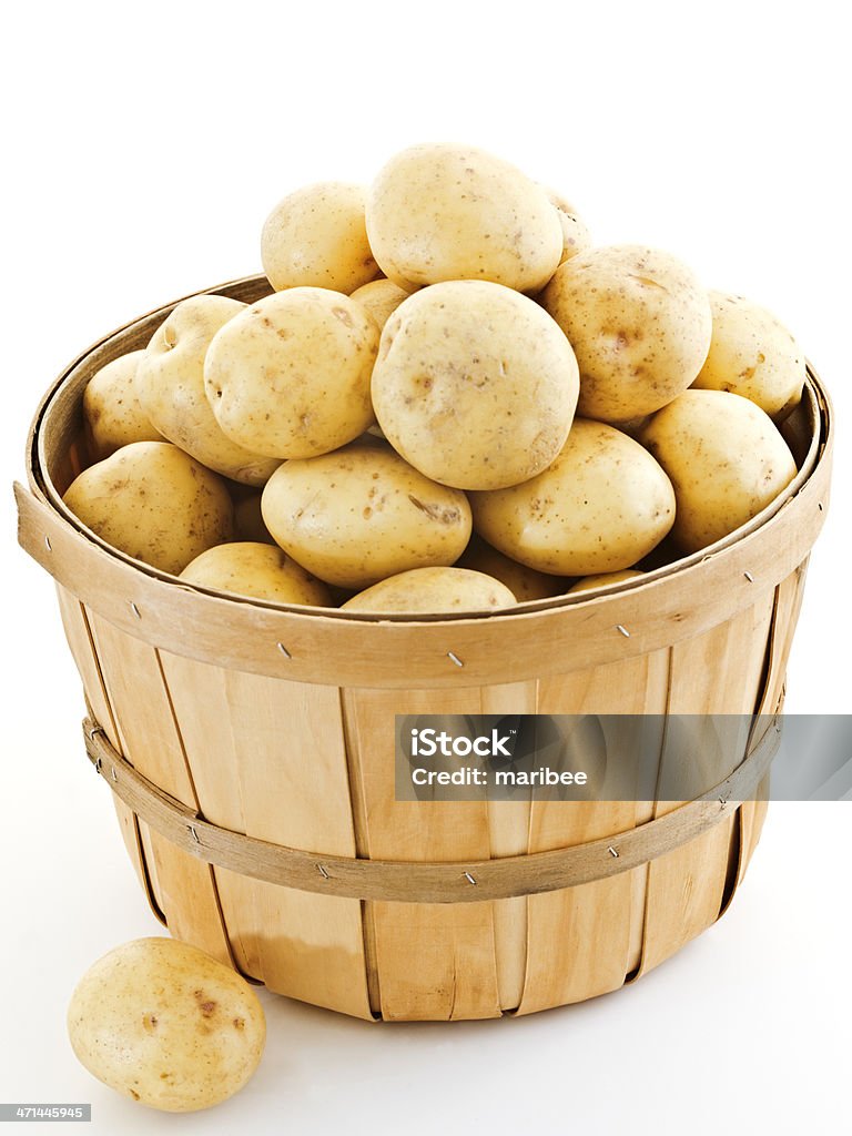 bushel de yukons - Foto de stock de Comida vegetariana libre de derechos