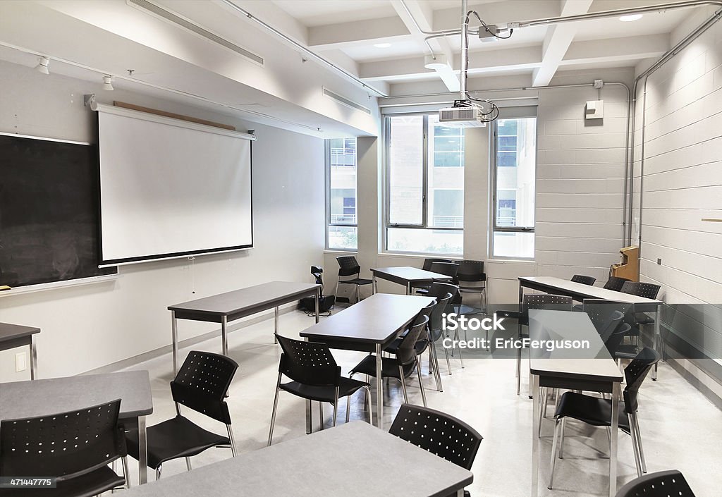 Piccolo moderno University classe - Foto stock royalty-free di Aula