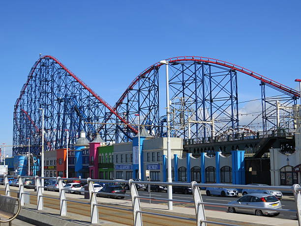 roller coaster - rollercoaster blackpool england pleasure beach стоковые фото и изображения