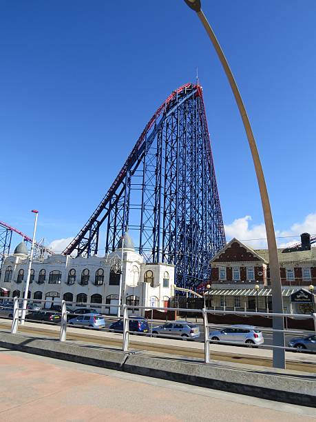 roller coaster - rollercoaster blackpool england pleasure beach стоковые фото и изображения