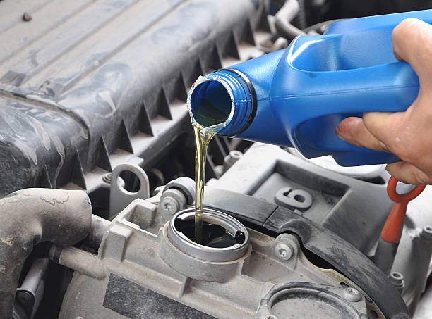 istock Add lubricating oil 471450289