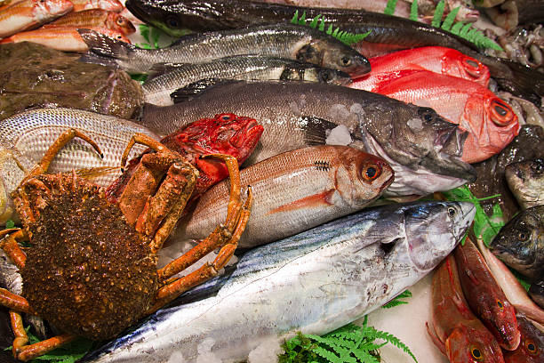 Peixe fresco do mercado - foto de acervo