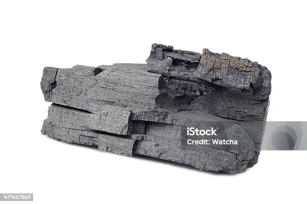 Wood Holzkohle Isoliert Auf Weißem Hintergrund Stockfoto und mehr Bilder von Kohle - Kohle, Holprig, Holz