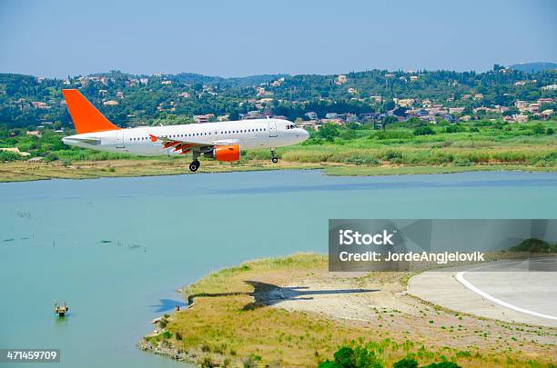 Lądowania Lotniska W Korfu - zdjęcia stockowe i więcej obrazów Korfu - Korfu, Samolot, Biały