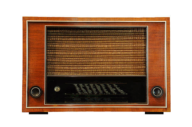 istock Vintage radio isolated 471462023