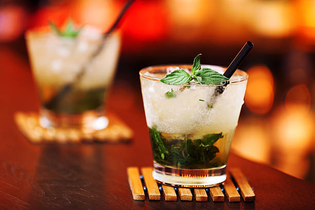 istock Cocktails collection - Mint Julep 471468411