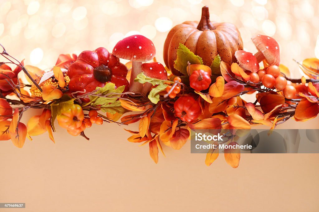 Decoración de otoño con espacio de copia - Foto de stock de Acontecimiento libre de derechos