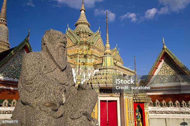 Chiński Lalka Kamieni W Wat Pho Tle - zdjęcia stockowe i więcej obrazów Antyki - Antyki, Architektura, Azja