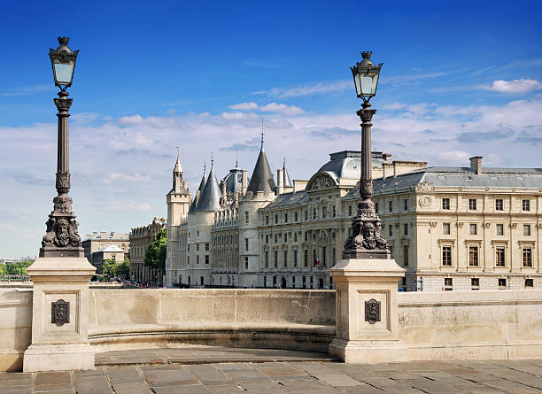 The Conciergerie seen from the Pont Neuf ("New Bridge"), the oldest standing bridge across the river Seine in Paris, France.