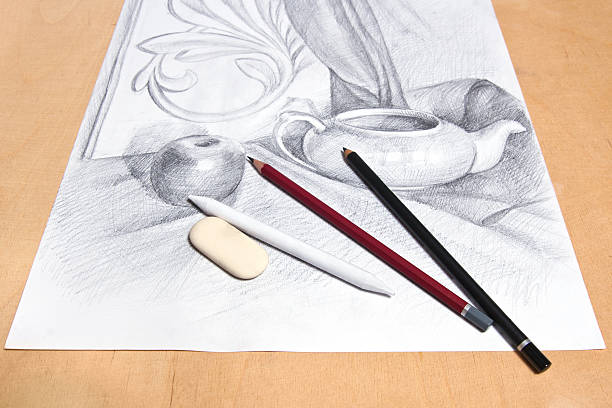 istock Drawing of naturmort by graphite pencil. 471478316