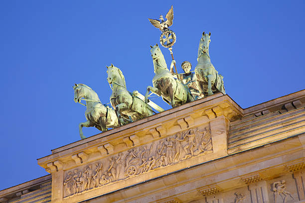 istock Brandenburg gate at night, Berlin 471483175