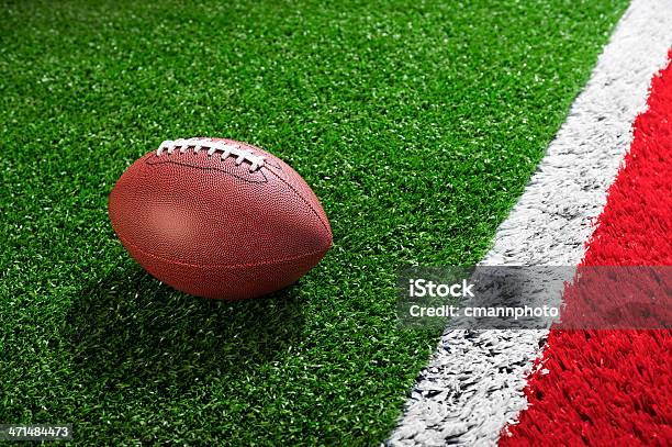 Americanfootball In Der Roten Zone Stockfoto und mehr Bilder von Amerikanischer Football - Amerikanischer Football, Football - Spielball, End Zone